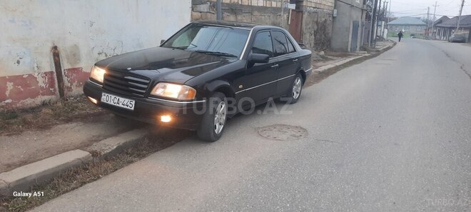 Mercedes C 200 1994, 458,000 km - 2.0 l - Qusar