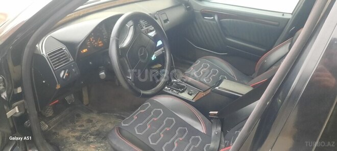 Mercedes C 200 1994, 458,000 km - 2.0 l - Qusar