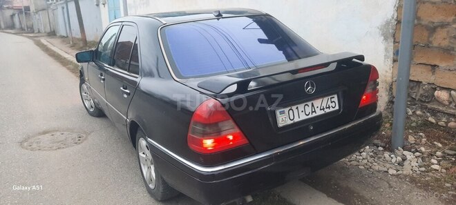 Mercedes C 200 1994, 458,000 km - 2.0 l - Qusar