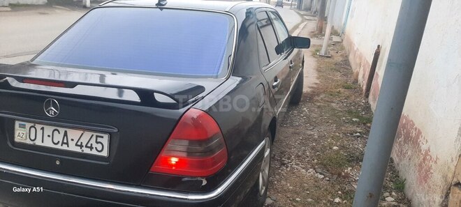 Mercedes C 200 1994, 458,000 km - 2.0 l - Qusar