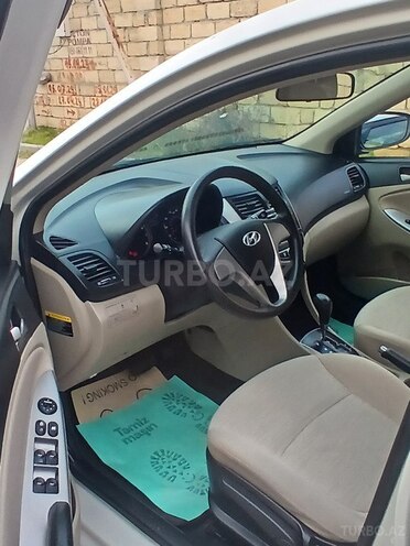 Hyundai Accent 2015, 154,000 km - 1.6 l - Bakı