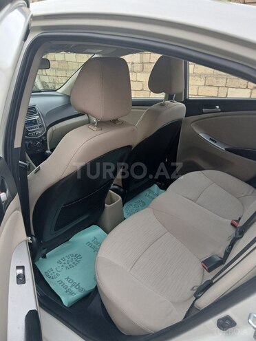 Hyundai Accent 2015, 154,000 km - 1.6 l - Bakı