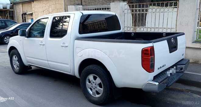 Nissan Navara 2014, 291,000 km - 2.5 l - Bakı