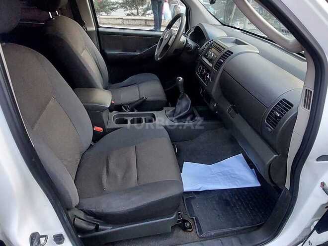 Nissan Navara 2014, 291,000 km - 2.5 l - Bakı