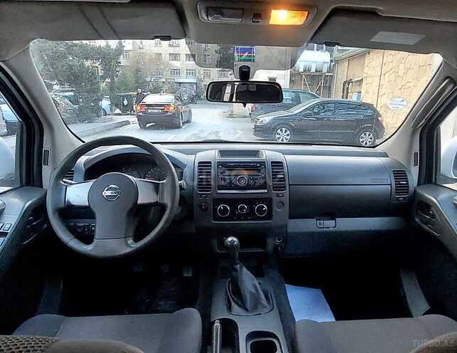 Nissan Navara 2014, 291,000 km - 2.5 l - Bakı