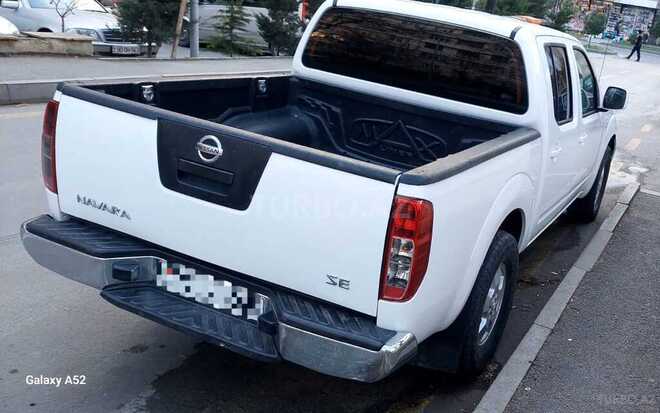 Nissan Navara 2014, 291,000 km - 2.5 l - Bakı