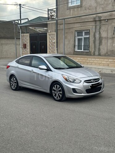 Hyundai Accent-9