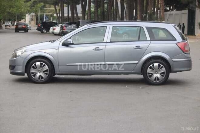 Opel Astra 2006, 260,000 km - 1.4 l - Bərdə