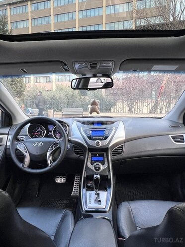 Hyundai Elantra 2013, 228,000 km - 1.8 l - Bakı