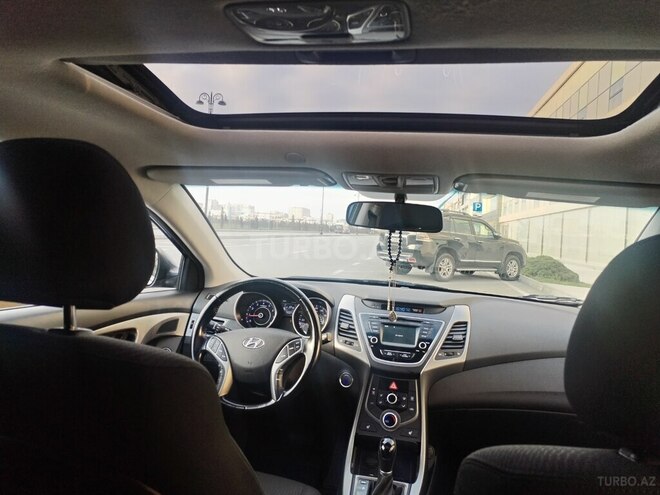 Hyundai Elantra 2015, 120,701 km - 1.8 l - Bakı