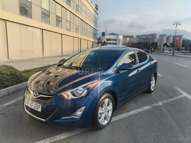 Hyundai Elantra 2015, 120,701 km - 1.8 l - Bakı