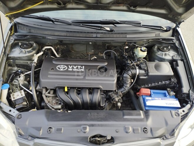 Toyota Corolla 2006, 199,500 km - 1.4 л - Bakı