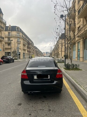 Chevrolet Aveo-4