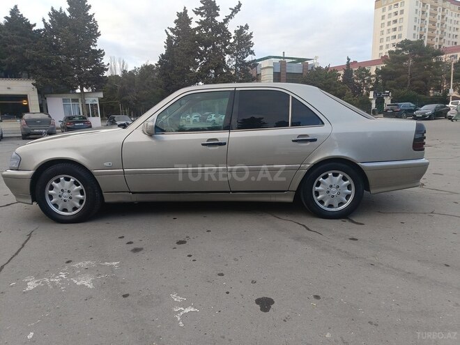 Mercedes C 200 1995, 500,000 km - 2.0 l - Sumqayıt