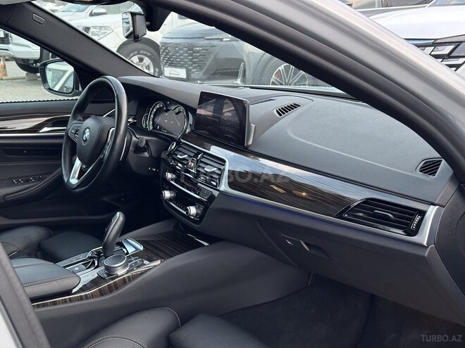 BMW 530 2019, 32,800 km - 2.0 l - Bakı