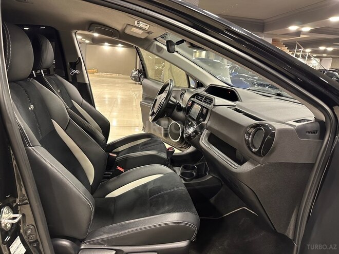 Toyota Aqua 2016, 61,000 km - 1.5 l - Bakı