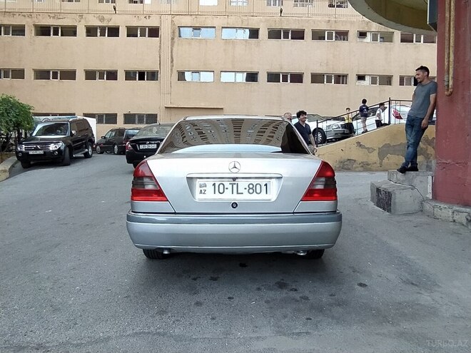 Mercedes C 180 1995, 290,000 km - 1.8 l - Bakı