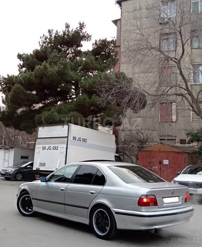 BMW 523 1997, 255,000 km - 2.5 l - Bakı