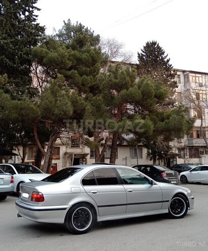 BMW 523 1997, 255,000 km - 2.5 l - Bakı