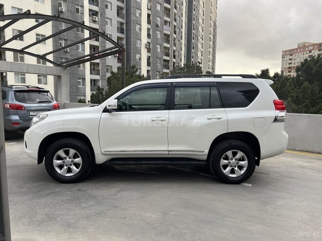Toyota Land Cruiser Prado 2010, 190,980 km - 2.7 л - Bakı