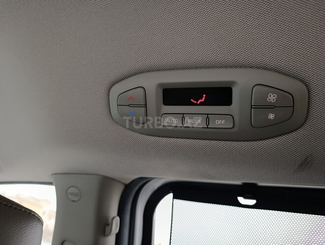 Kia Carnival 2015, 215,000 km - 2.2 l - Bakı