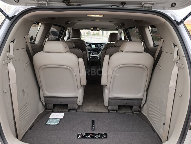Kia Carnival 2015, 215,000 km - 2.2 l - Bakı