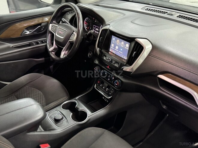 GMC Terrain-12