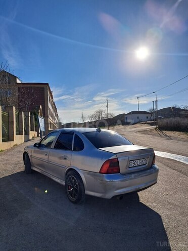 Opel Vectra 1998, 300,000 km - 2.0 l - Bakı