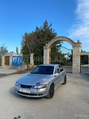 Opel Vectra 1998, 300,000 km - 2.0 l - Bakı