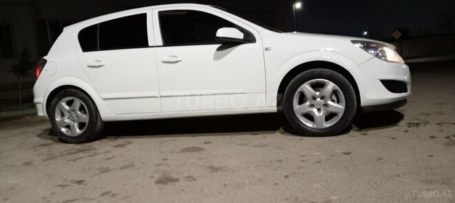 Opel Astra 2008, 252,000 km - 1.3 l - Bakı