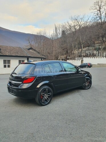 Opel Astra 2004, 300,000 km - 1.4 l - Şəki
