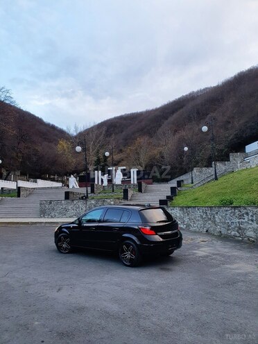 Opel Astra 2004, 300,000 km - 1.4 l - Şəki