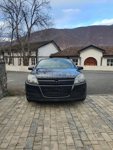 Opel Astra 2004, 300,000 km - 1.4 l - Şəki
