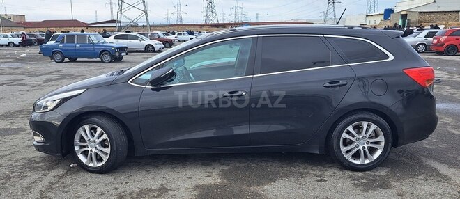 Kia Ceed 2014, 253,500 km - 1.6 l - Bakı