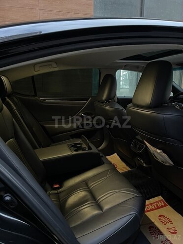 Lexus ES 300h-12
