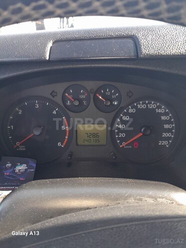 Ford Transit 2011, 243,985 km - 2.2 л - Bakı