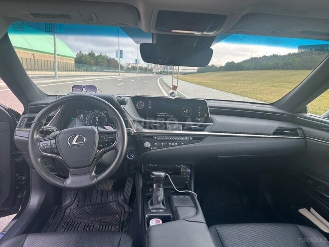 Lexus ES 300 2021, 61,000 km - 2.5 л - Bakı