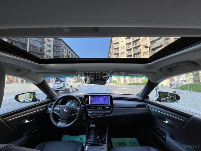 Lexus ES 300h 2023, 16,243 km - 2.5 л - Bakı