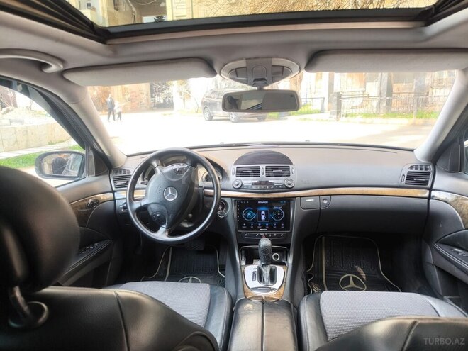 Mercedes E 220 d 2003, 348,000 km - 2.2 l - Bakı