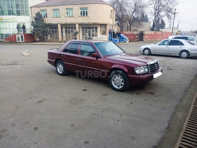 Mercedes E 200 d 1990, 365,000 km - 2.0 л - Masallı