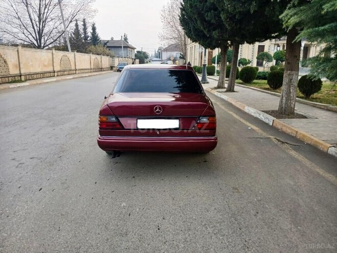 Mercedes E 200 d 1990, 365,000 km - 2.0 л - Masallı