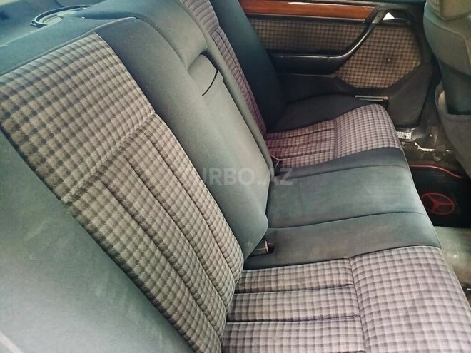 Mercedes E 200 d 1990, 365,000 km - 2.0 л - Masallı