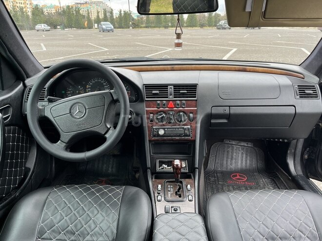 Mercedes C 230 1998, 232,457 km - 2.3 l - Bakı