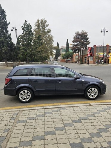 Opel Astra 2009, 426,500 km - 1.4 l - Dəliməmmədli