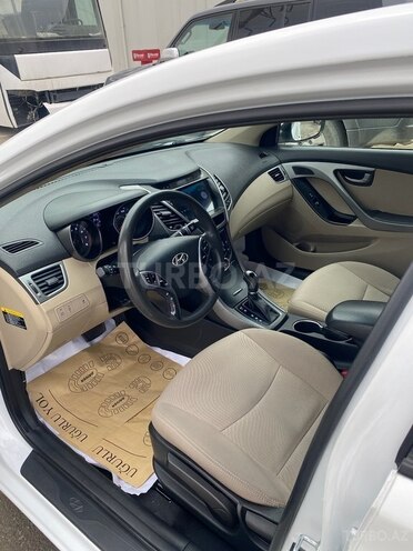 Hyundai Elantra 2015, 127,000 km - 1.8 l - Bakı