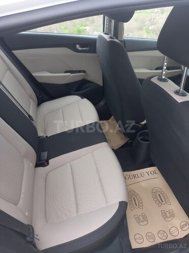 Hyundai Accent 2020, 142,300 km - 1.6 л - Bakı