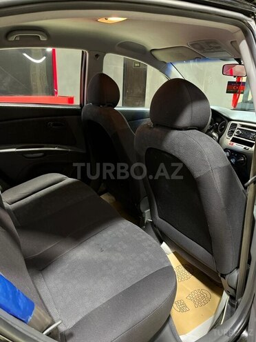 Kia Rio 2008, 299,000 km - 1.4 l - Sumqayıt