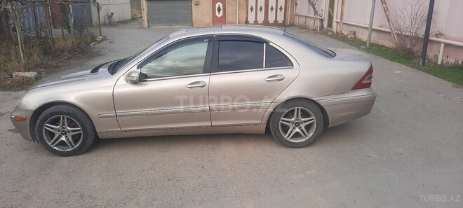 Mercedes C 240 2001, 430,000 km - 2.6 л - Bakı