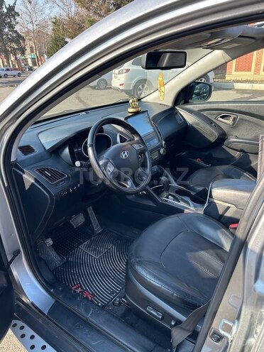 Hyundai ix35 2011, 177,000 km - 2.4 l - Bakı