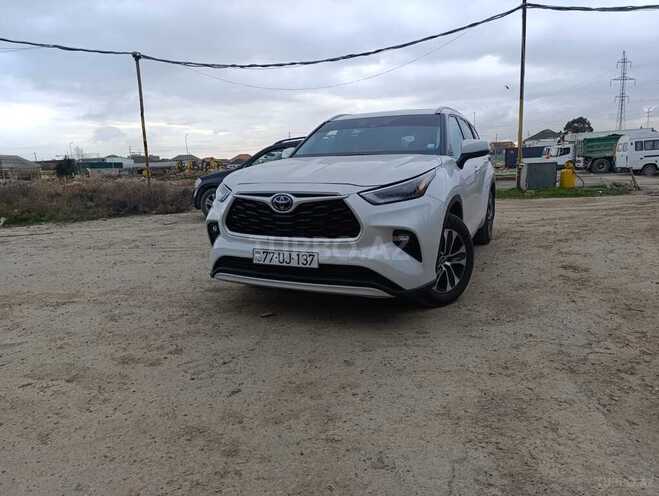 Toyota Highlander 2022, 114,000 km - 2.5 l - Bakı
